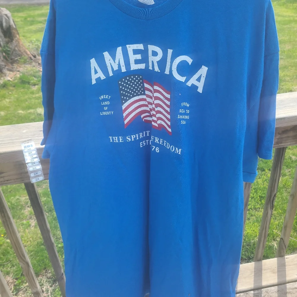 NWOT 2xl men's America t-shirt - Picture 3 of 3